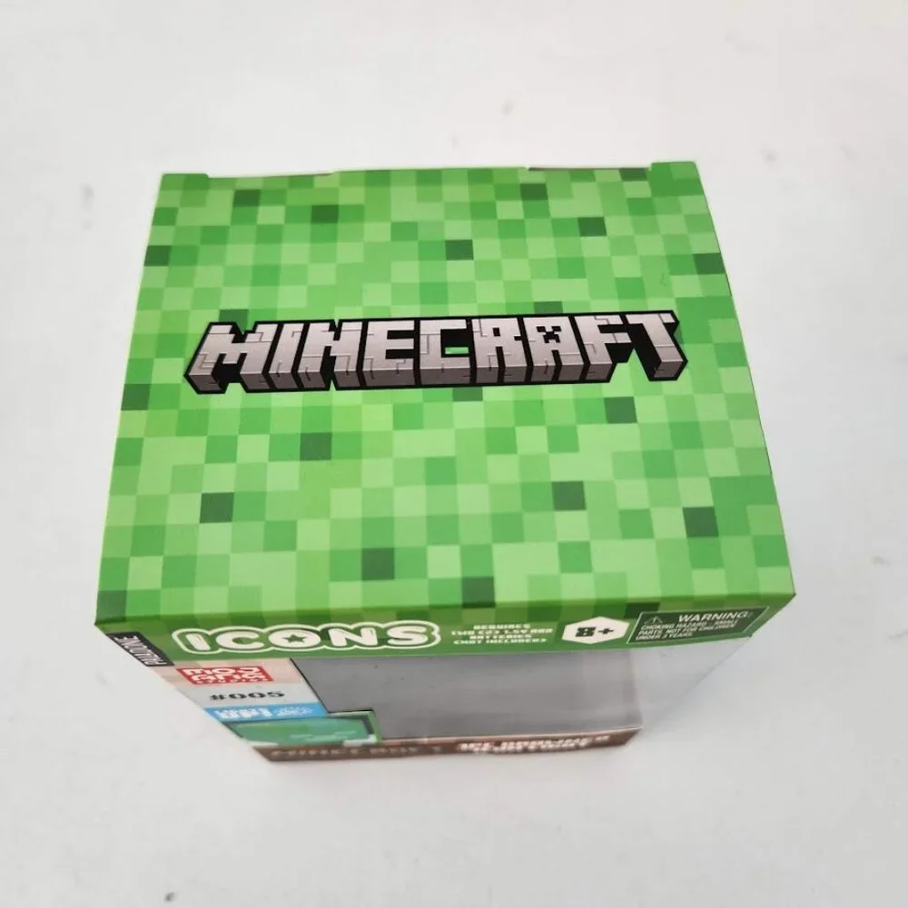 NEW Paladone Minecraft Skeleton Icon Light Nightlight Night Light Decor Bedroom